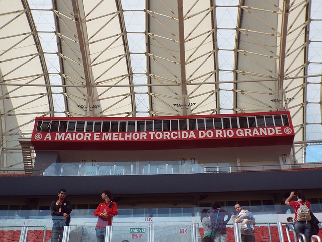 利物浦牢牢 利物浦牢牢